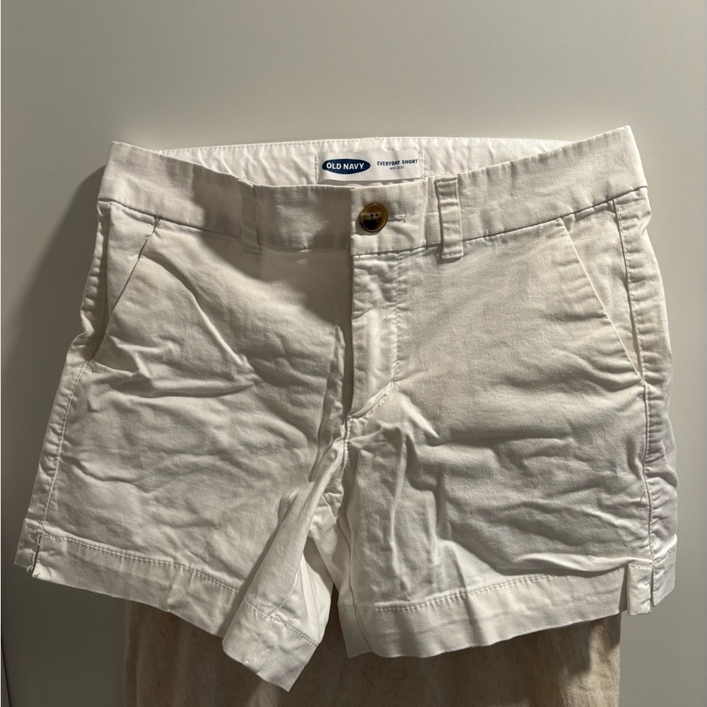 Old Navy White Flat Front Shorts Classic Cotton Design